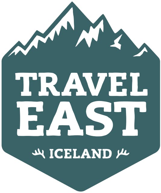Travel East Logo RGB.png