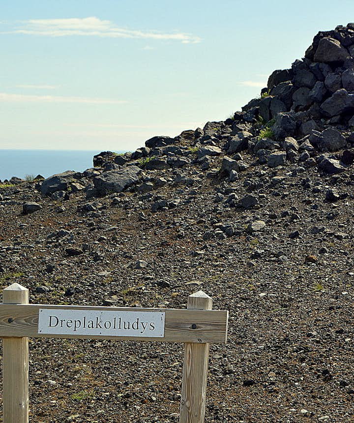 Drepakolludys burial mound Snæfellsnes