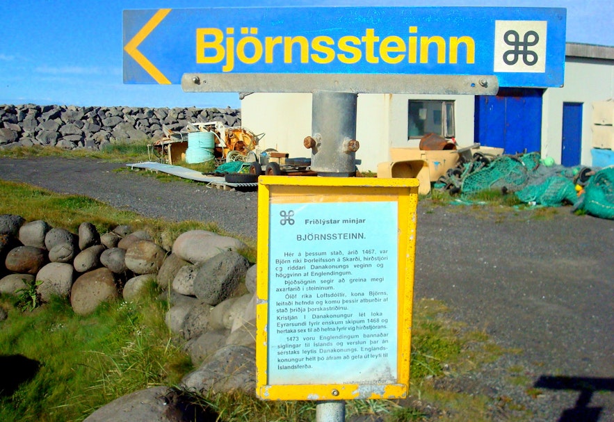 The Village Rif and Björnssteinn Stone