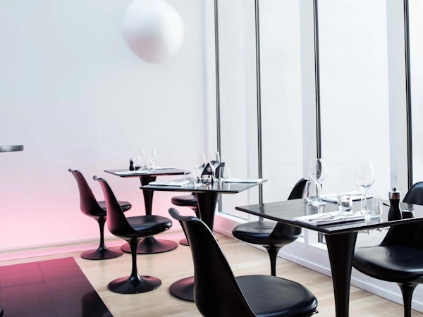Dine in an elegant and minimalist-style restaurant at 101 Hotel Reykjavik.