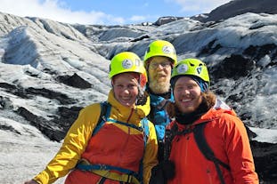 Glacier Hike with a Transfer from Reykjavík and Selfoss