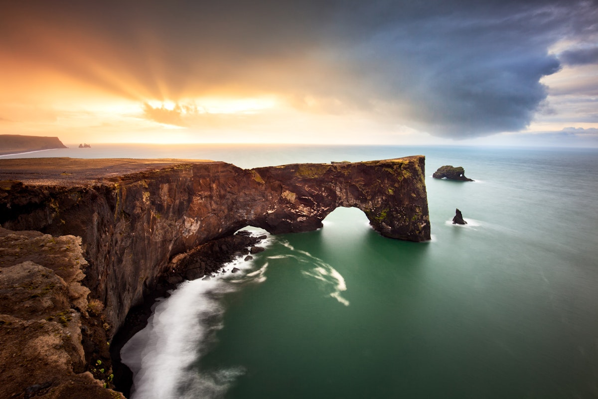 Dyrhólaey as a Photography Location | Guide to Iceland