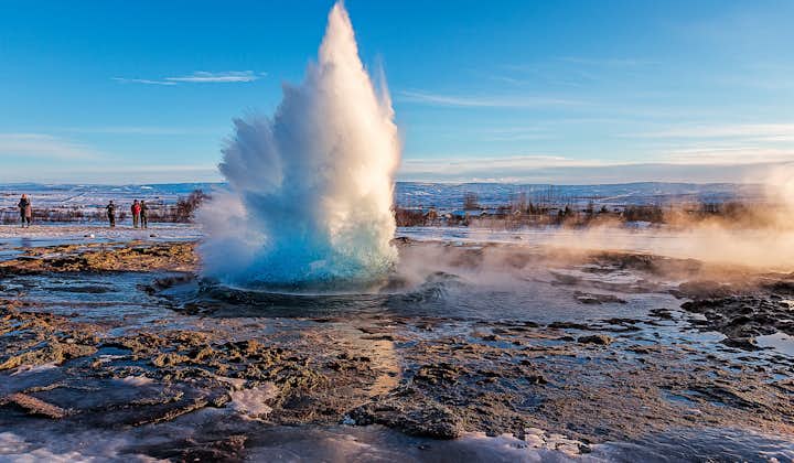 The Hot Spring, Strokkur, actively erupts every ten minutes or so, a fantastic spectacle for photographers and nature lovers alike.