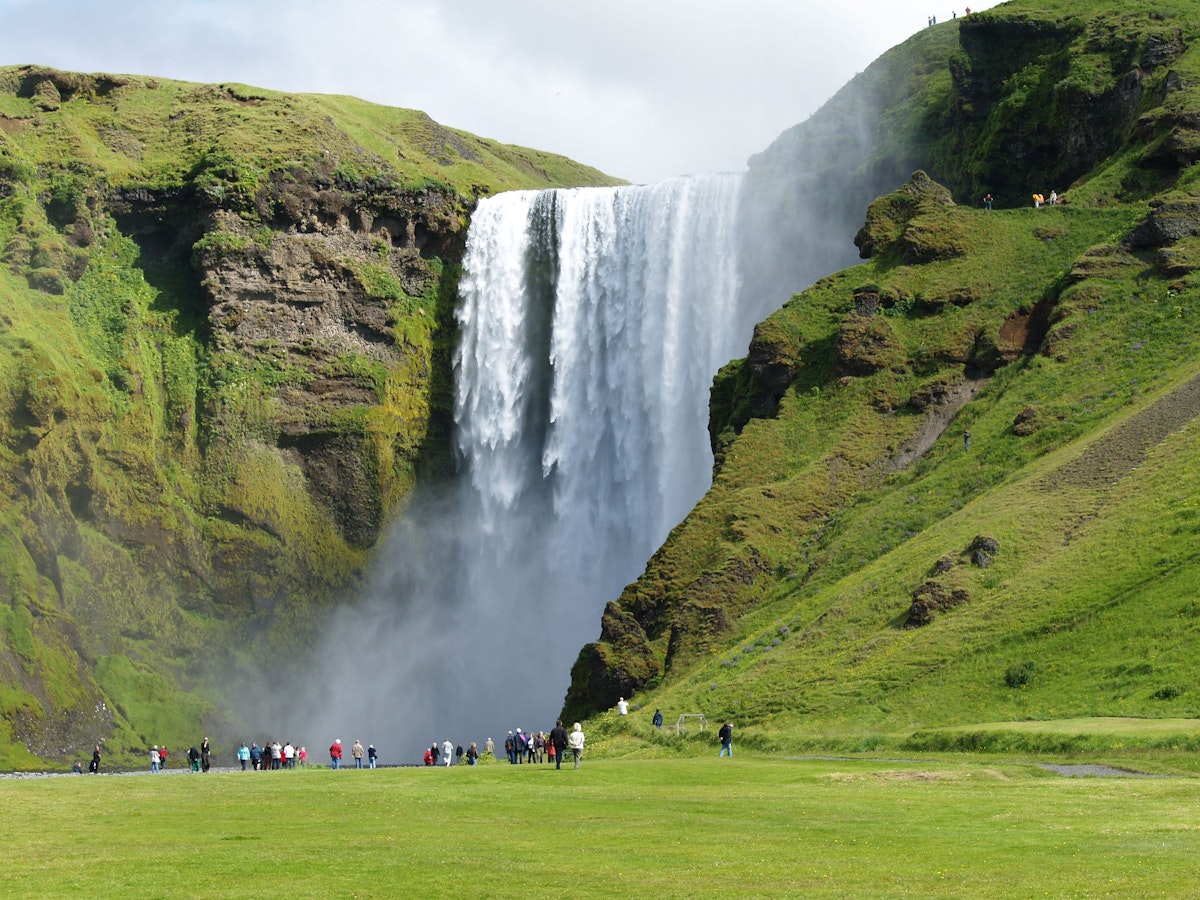 Luxury 8 Hour South Iceland Tour of Waterfalls, Black Sand Beaches, Vik ...