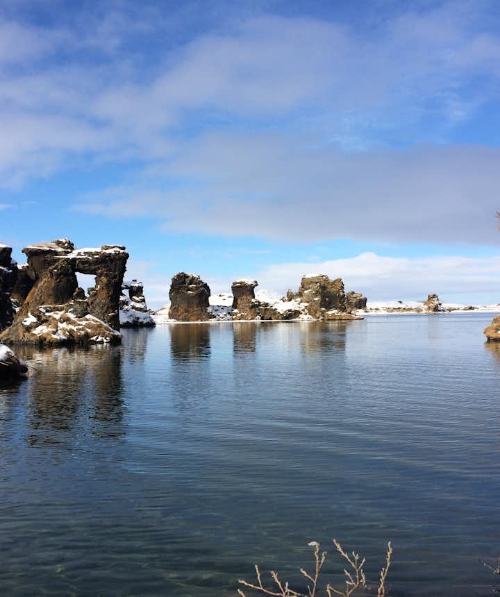 Der Mývatn-See im Winter