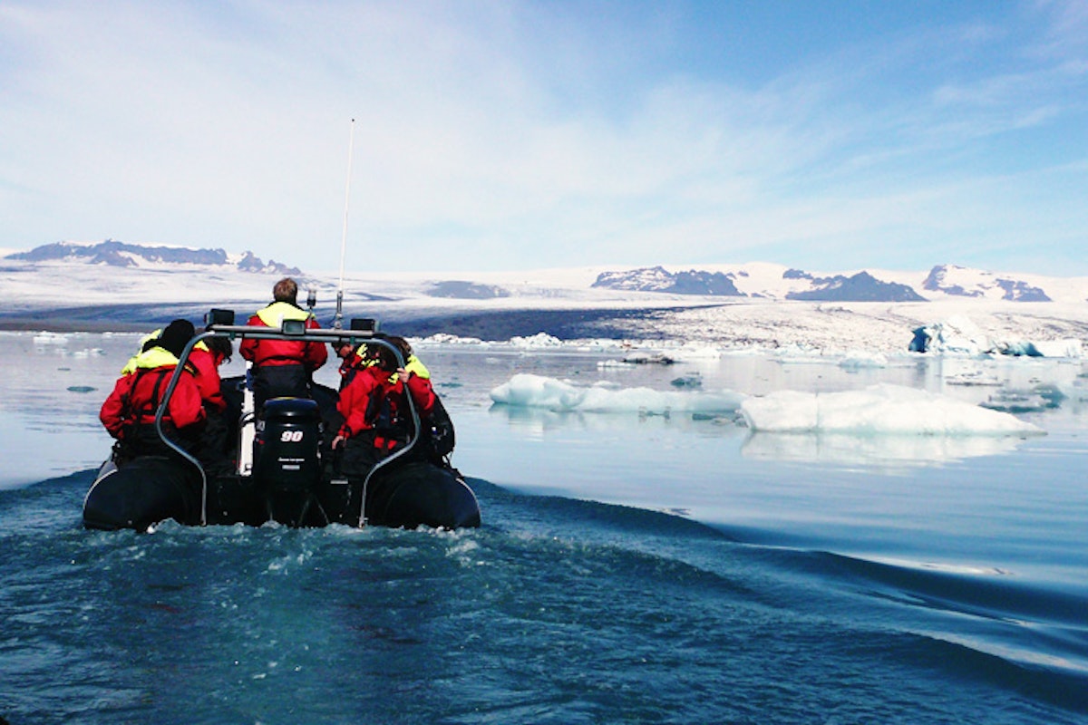 Glacier Lagoon Tour | Small group with a Boat Ride in Jokulsarlon ...