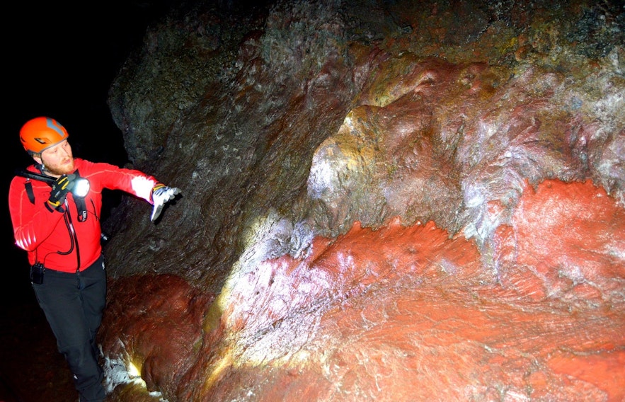 Jaskinia Vatnshellir na Islandii