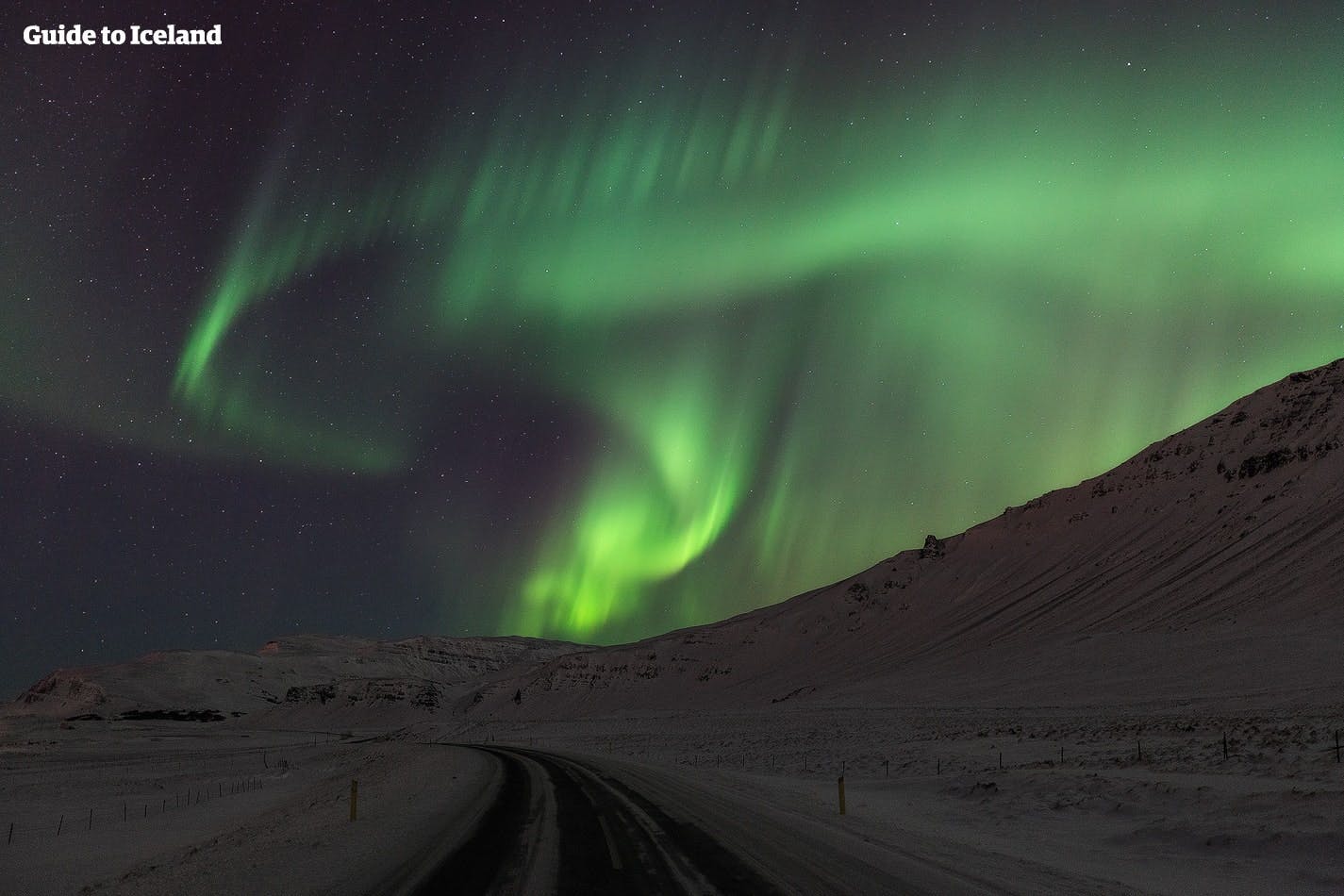 冰岛冬季是极光季，是到冰岛追极光的最佳时间