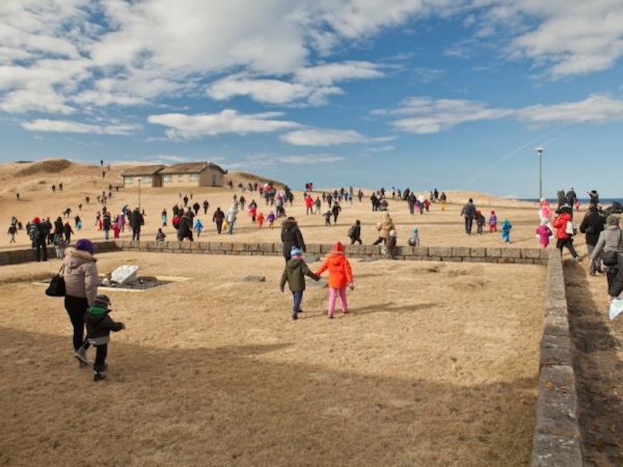 冰岛复活节假期－寻复活节蛋文化活动