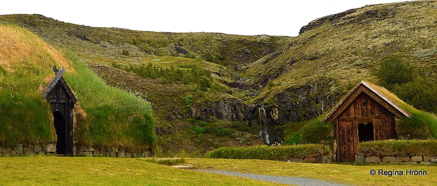 Þjóðveldisbærinn replica of a Saga-age farm