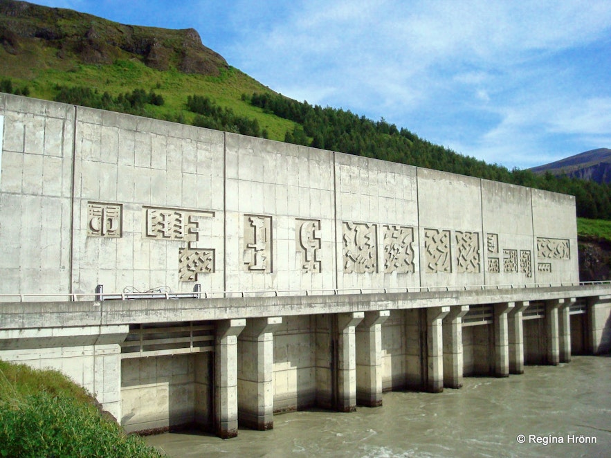 Búrfellsvirkjun hydropower station in Þjórsárdalur valley