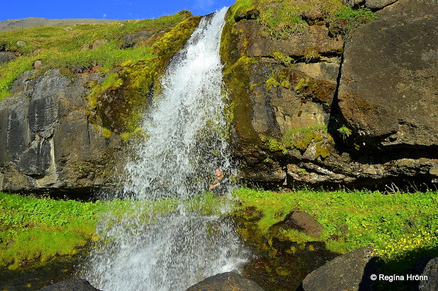 Waterfall Ósómi Ingjaldssandur