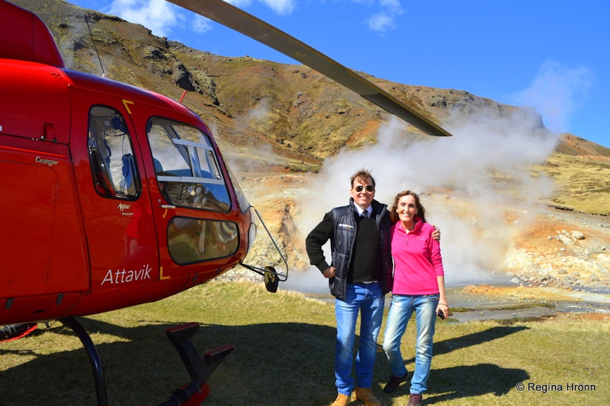 Regína with the pilot at A helicopter ride in Iceland - geothermal areas Regína with the pilot