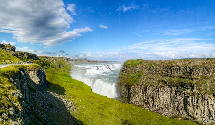 You can be sure to see the Golden Falls, Gullfoss, during your time on the famous Golden Circle sightseeing tour.