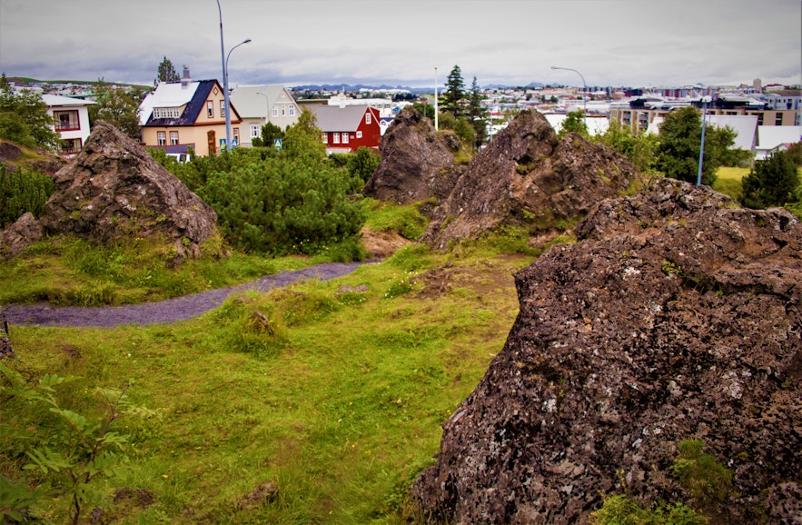 Miejsce, gdzie żyją Elfy na Islandii.