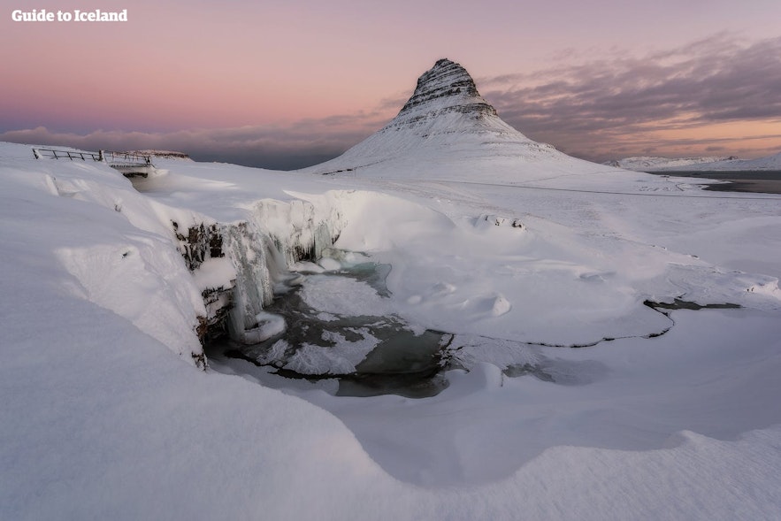 冰島教堂山冬季