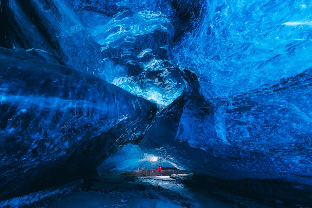 Scenic 4-Day Northern Lights Tour of Vatnajokull Ice Cave, Jokulsarlon ...