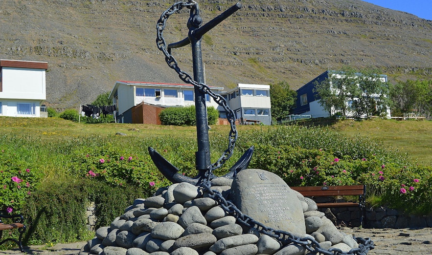 The monument for drowned fishermen in Patreksfjörður