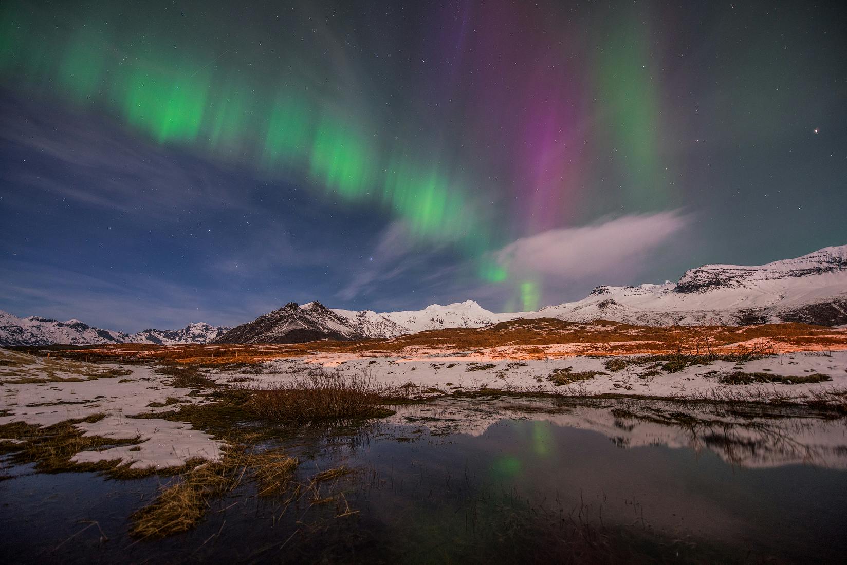 冬のアイスランド一周旅行 9泊10日 氷の洞窟探検オプション付き Guide To Iceland