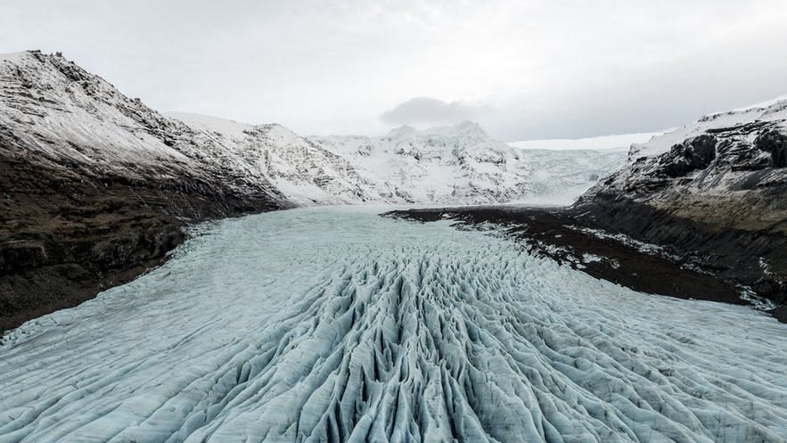 ダイナミックな風景が見られる氷河