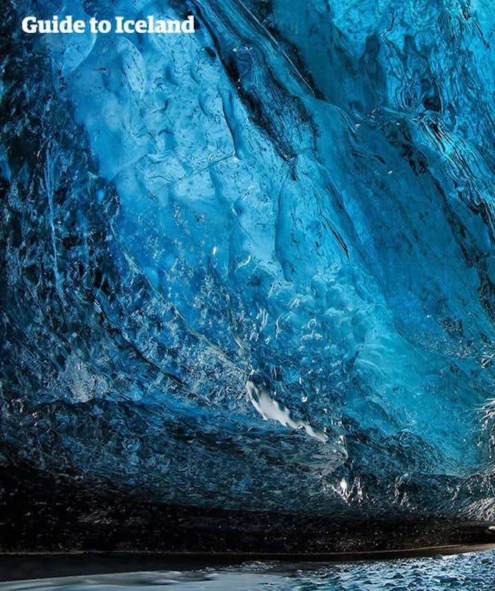 冬季来冰岛一定要去蓝冰洞