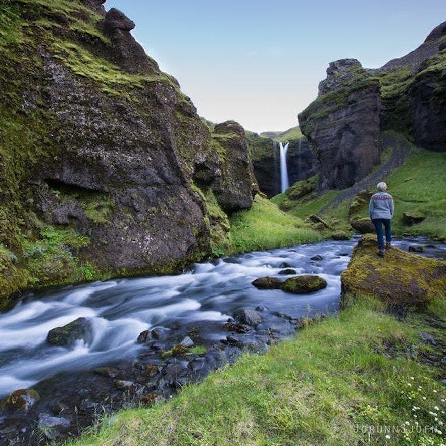 where to visit iceland in april