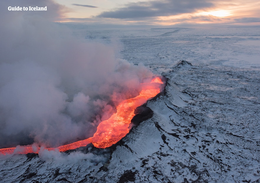 2010年冰岛的那一次火山喷发吸引了全世界的目光，不少人开始计划来冰岛工作定居