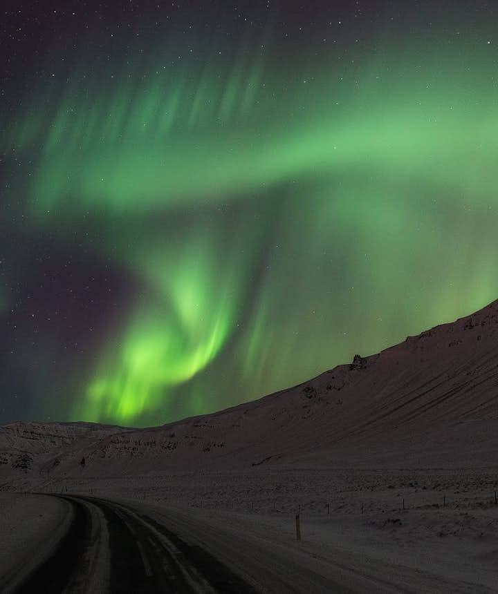 Samodzielna wycieczka objazdowa po Islandii zimą.