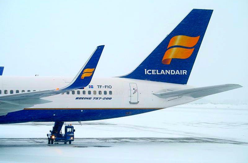 An Icelandair flight arriving at Keflavík. Photo from Wikimedia, Creative Commons, by Simon Law
