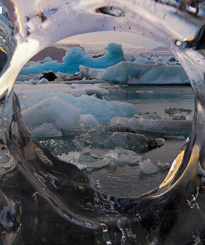 There are many fascinating opportunities for photographers with a little imagination at the glacier lagoons
