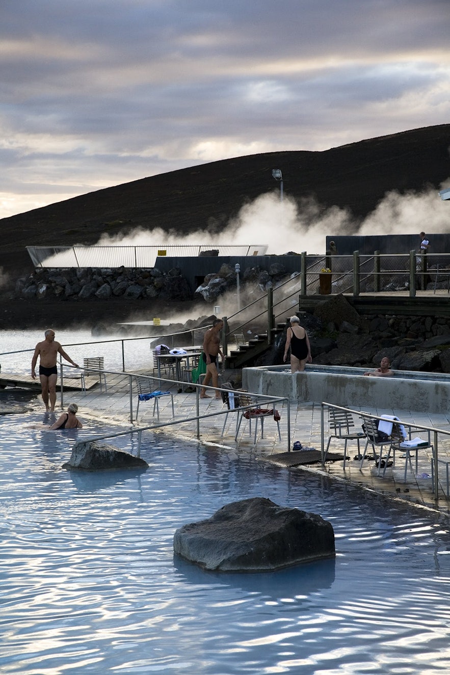 米湖是冰岛北部最受欢迎的游泳池