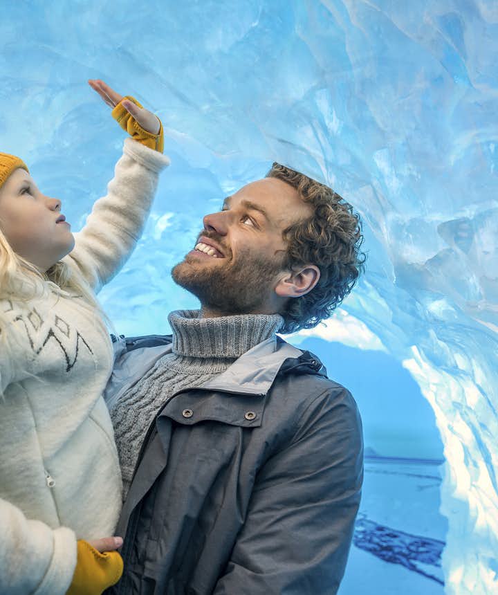 Als je kind te jong is voor een tocht op een gletsjer, is de Perlan-tentoonstelling het op één na beste wat je kunt doen.