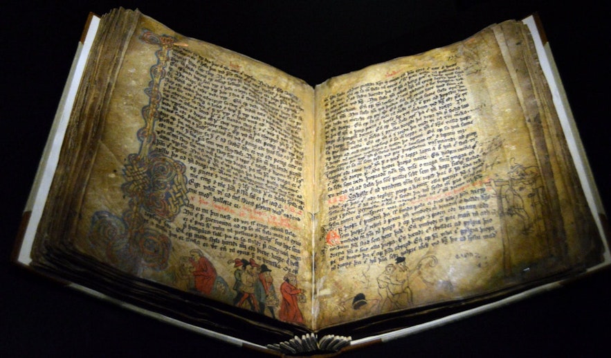 Stary islandzki manuskrypt napisany w języku staronordyckim.