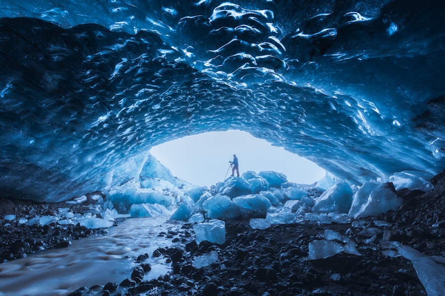 冰島藍冰洞內部