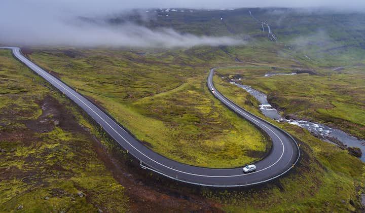 10 dagers leiebiltur langs hele Ringveien på Island med de største attraksjonene og halvøya Snæfellsnes