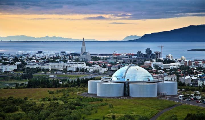 Reykjavík is a small but charming city, dotted with notable landmark buildings such as Perlan and Hallgrímskirkja Church.