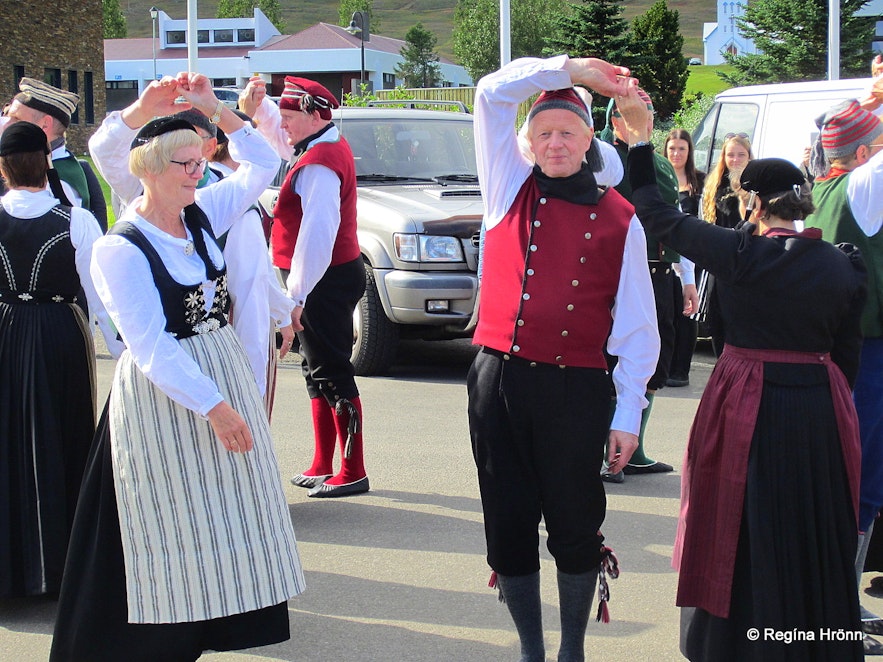 National dancing at Dalvík