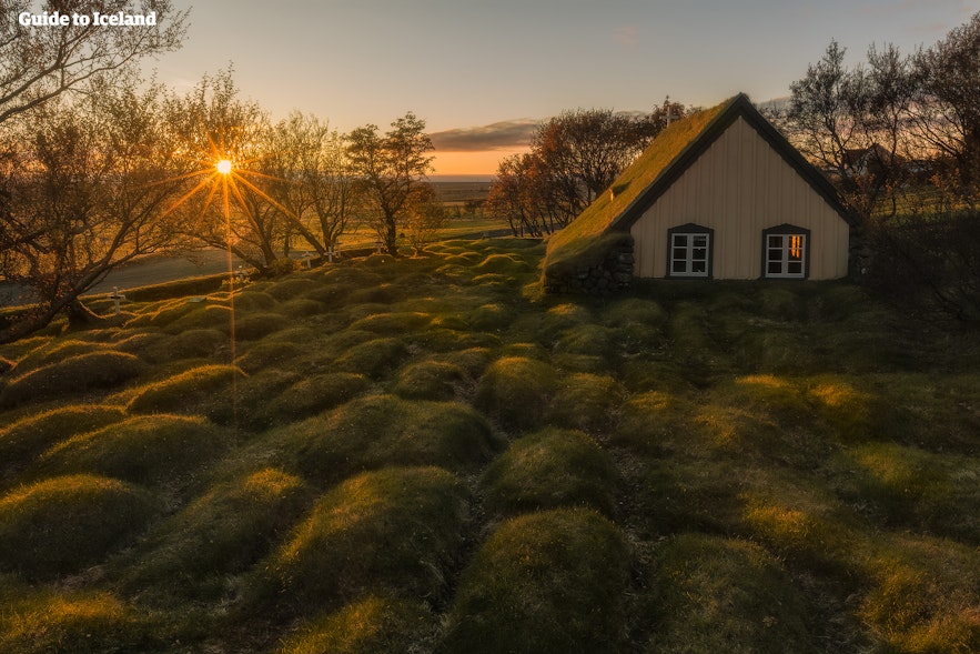 'Hobbit' like Hofskirkja church in Iceland is a very cute wedding venue