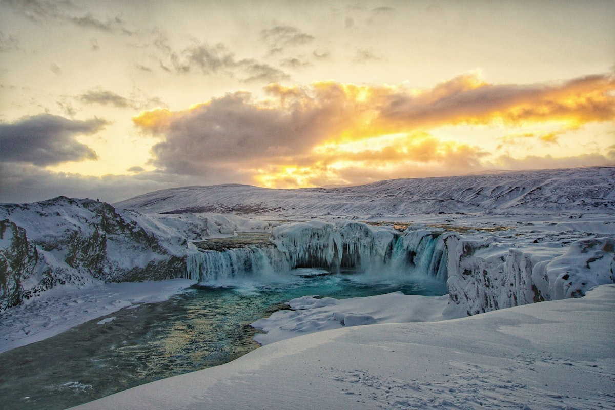 7 Hour Off Road Tour Of North Iceland S Waterfalls With A