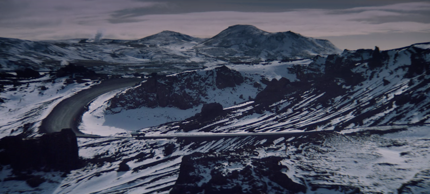 Vinterlandskap på Reykjaneshalvön i Black Mirror S04E03