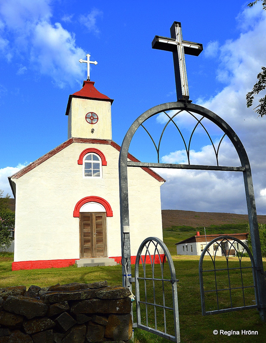 Lundarbrekkukirkja church in Bárðardalur
