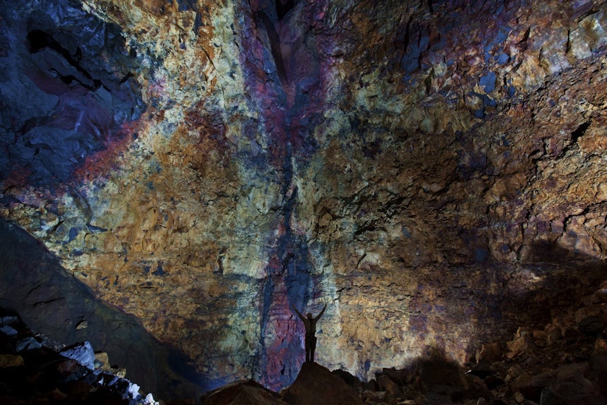 The amazing colour imprints inside of Thrihnukagigur volcano.