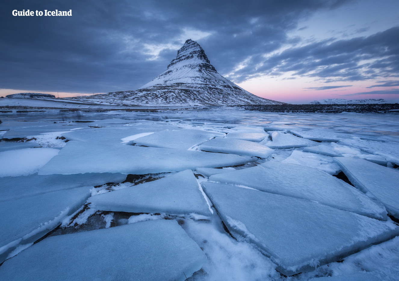 冰岛冬季时西部的斯奈山半岛都会被冰封，其中包括了著名的教会山Kirkjufell
