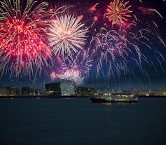 새해 전야 크루즈 | 바다에서 즐기는 축하 행사