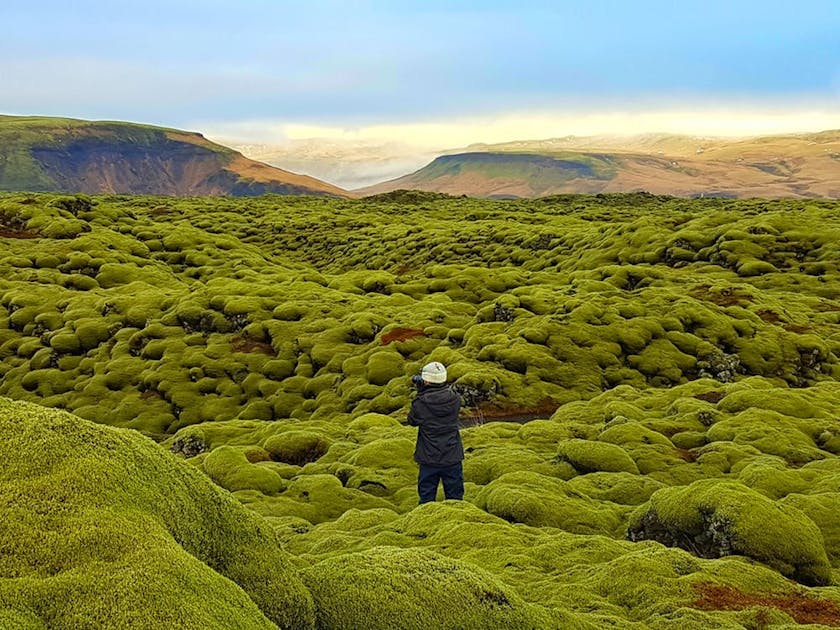can you travel iceland alone