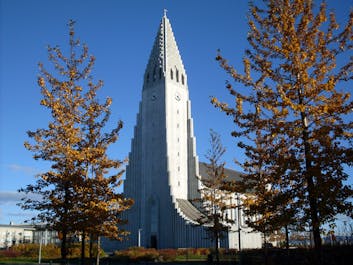 With its tall tower and modern architecture, the Hallgrimskirkja church is one of Reykjavik’s most striking landmarks.