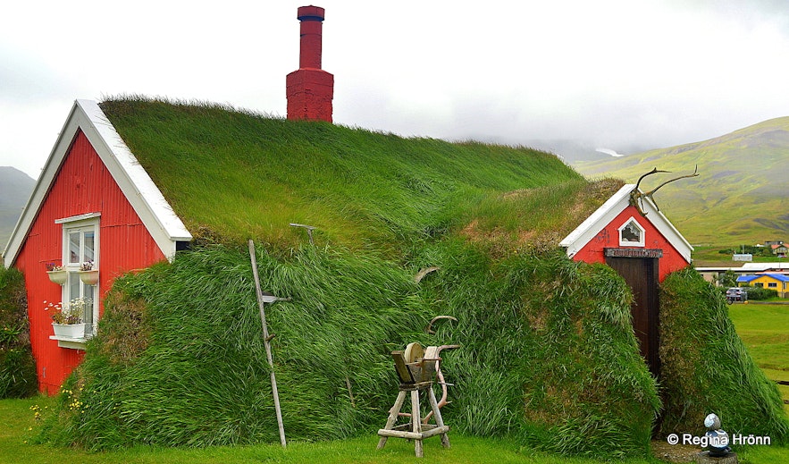 Lindarbakki Turf House in Borgarfjörður-Eystri 