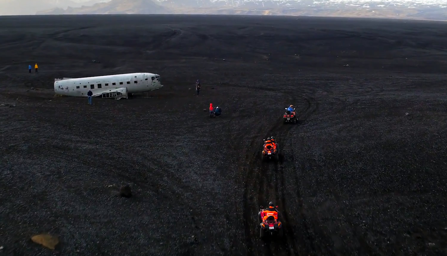 Explorez le Sud de l'Islande en Quad | Arrêt à l'avion échoué DC-3