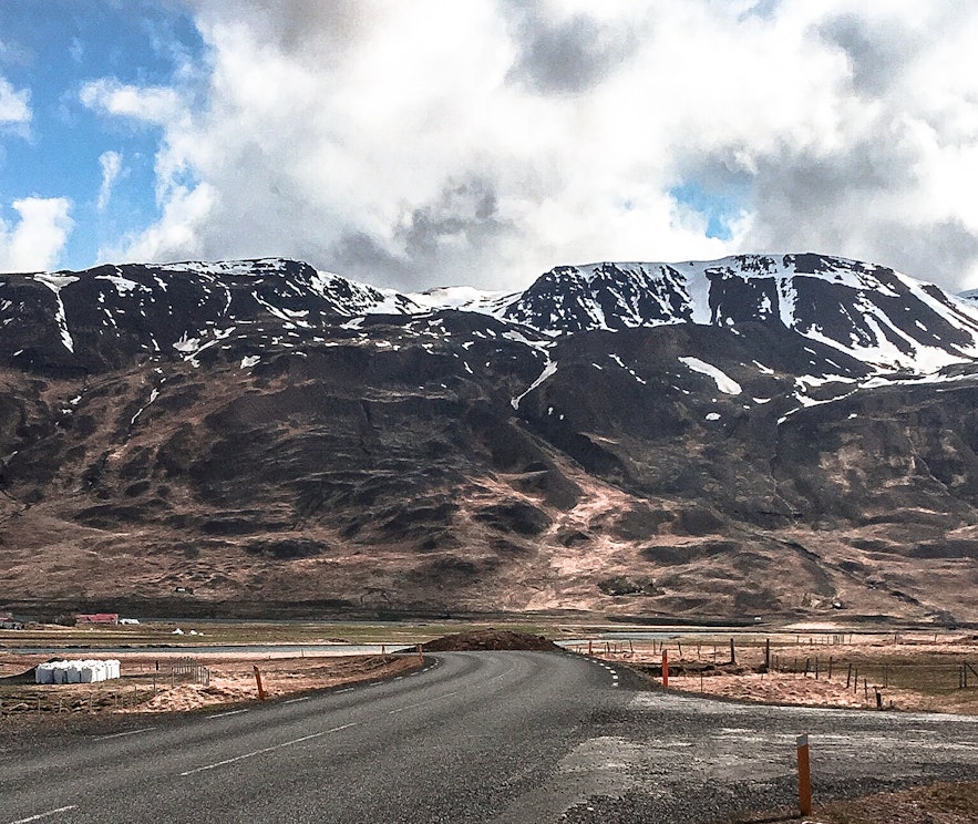 Here's What You Need to Know if You Are Renting a Car in Iceland