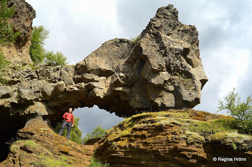 A lava arch at Gjáin
